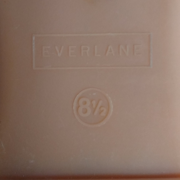 Everlane Day Glove Flats Toasted Almond - Picture 8 of 8